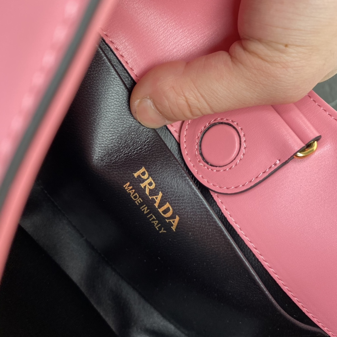 Prada Soft Leather Armpit Bag Handbag Shoulder Bag Pink 1BC179